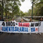 Trabajadores de 23 universidades de Venezuela se suman a paro por aumento salarial